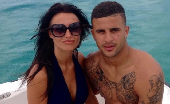 太陽報(bào)：沃克妻子因駕駛安全問題被告上法庭，還被指控開車玩手機(jī)