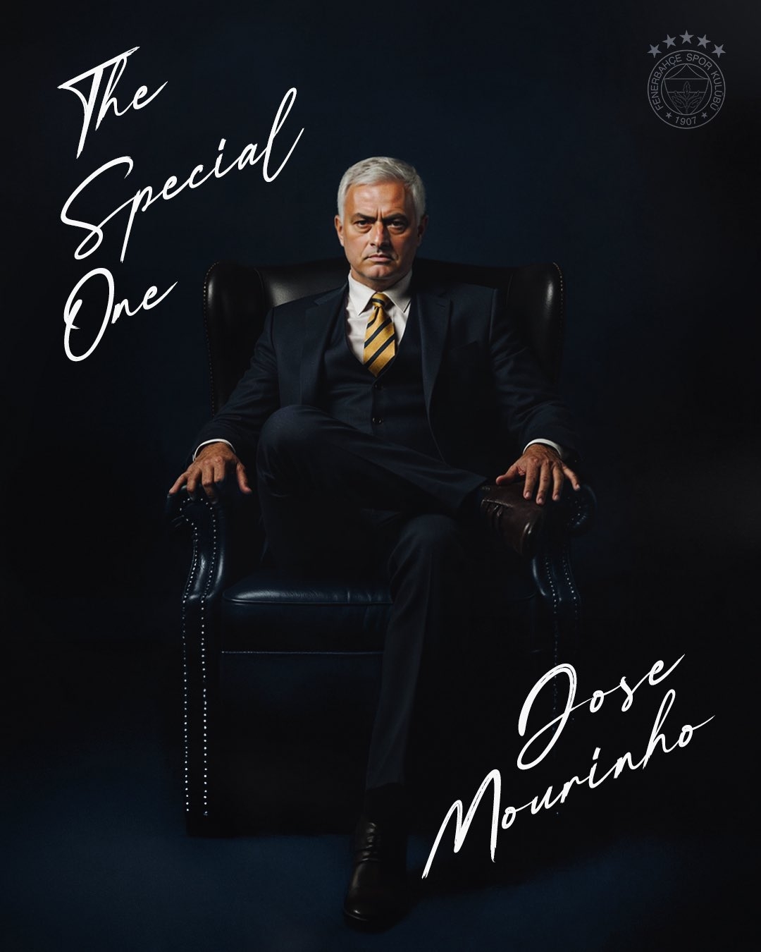 費(fèi)內(nèi)巴切曬穆帥海報(bào)：無(wú)論在哪里，無(wú)論什么時(shí)候都是特殊的一個(gè)