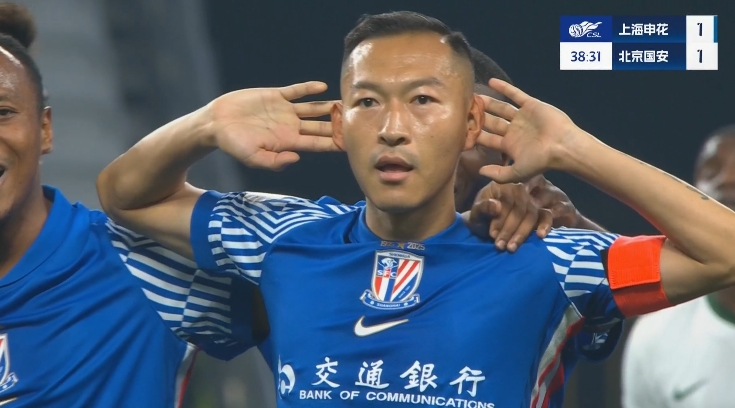 寶刀不老！36歲吳曦扳平后霸氣撫耳慶祝