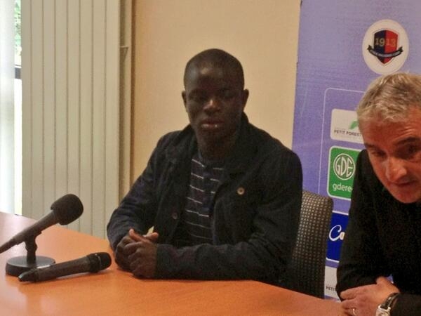 2013年22歲坎特加盟卡昂時身價40萬歐，如今在沙特周薪48萬歐