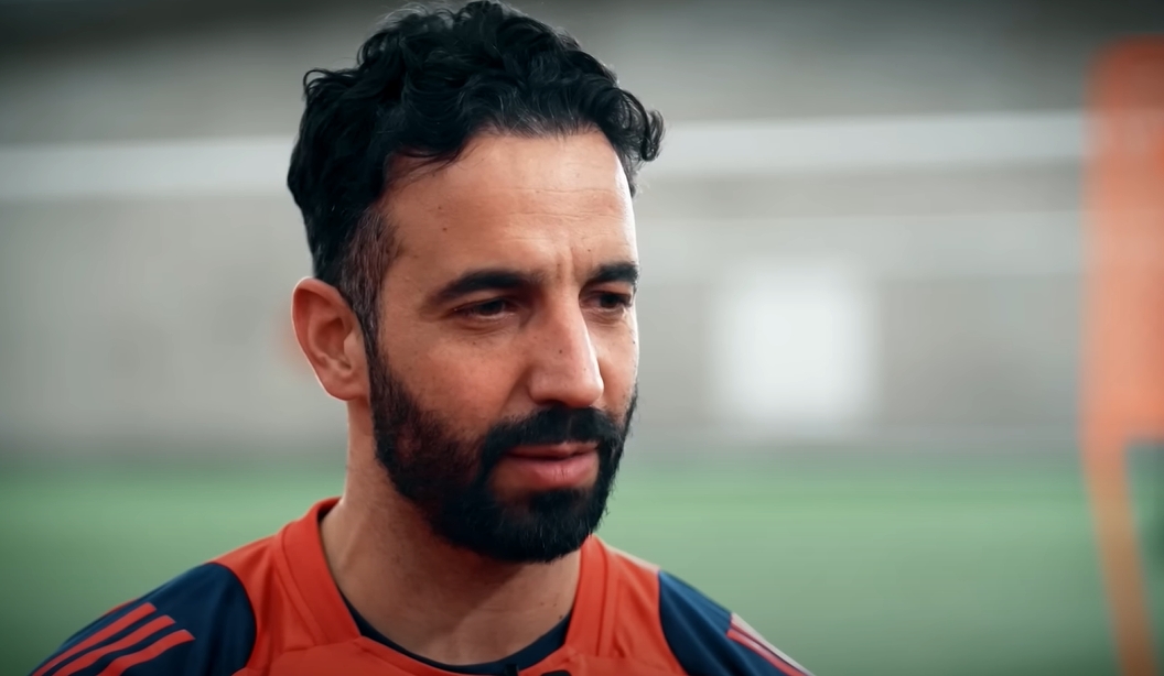 阿莫林：能感受到老特拉福德球迷的厭倦和焦慮，但不能責(zé)怪球迷