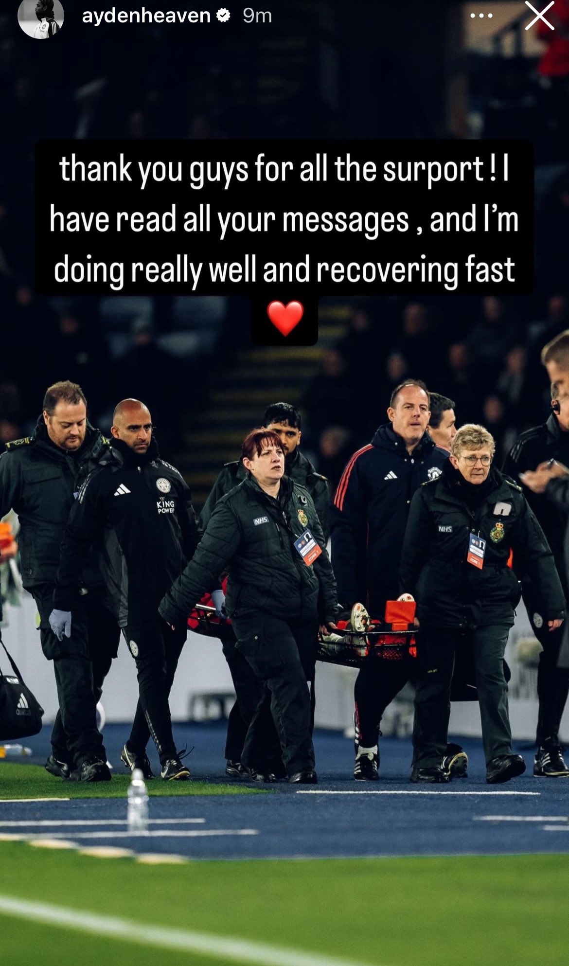 此前被擔(dān)架抬出球場(chǎng)！海文社媒：感謝球迷們的支持，我會(huì)很快康復(fù)