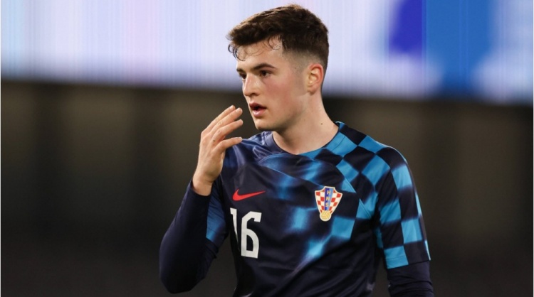 意媒：國(guó)米考察薩格勒布迪納摩中場(chǎng)巴圖里納，該球員估值2000萬(wàn)歐