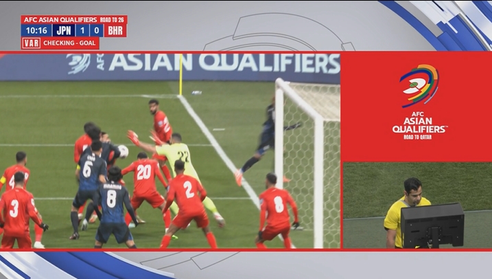 VAR介入判定無(wú)效！遠(yuǎn)藤航亂戰(zhàn)破門，裁判吹罰上田綺世手球在先