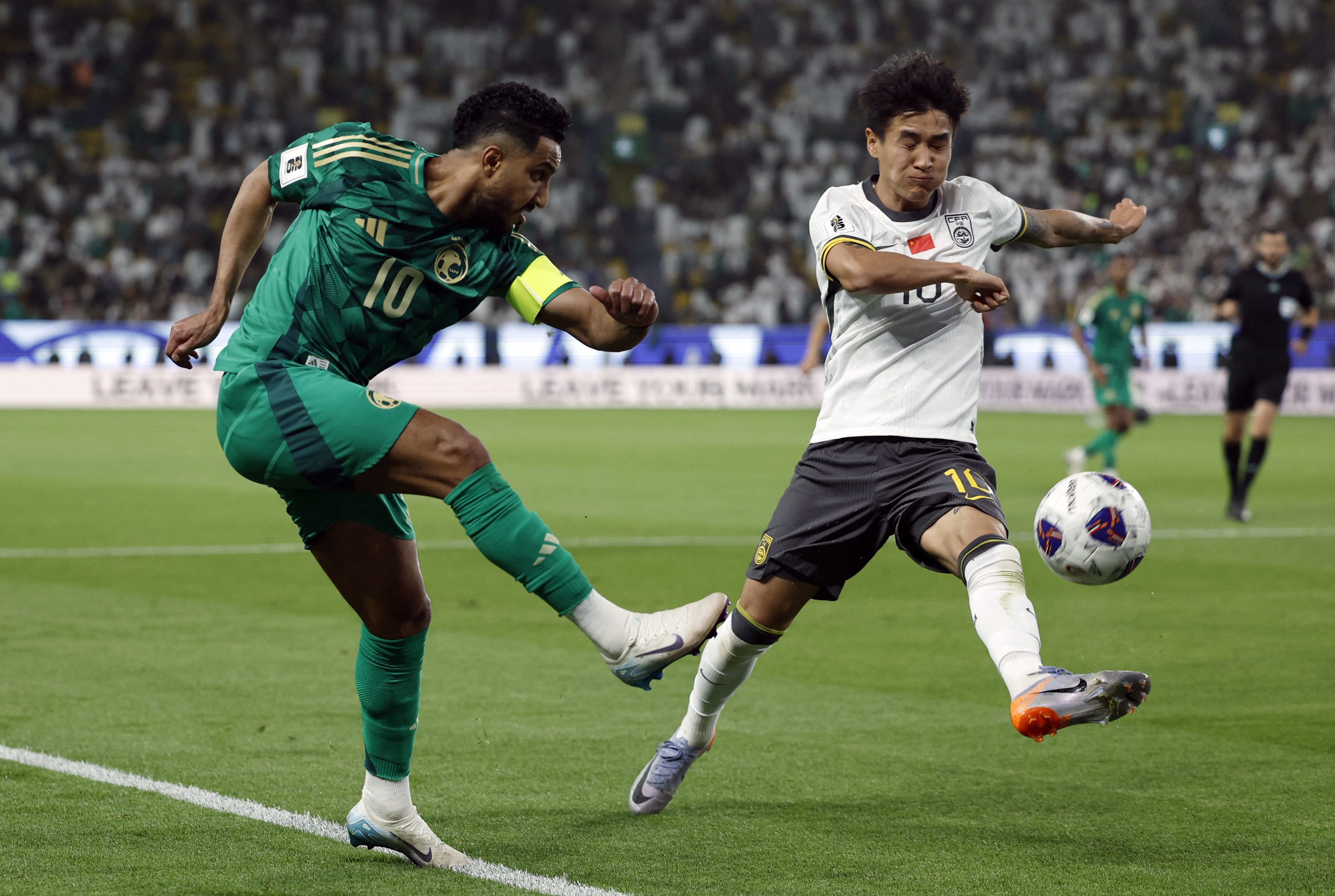 媒體人熱議國足：虐心之戰(zhàn)終于結(jié)束，沒崩盤算僥幸！