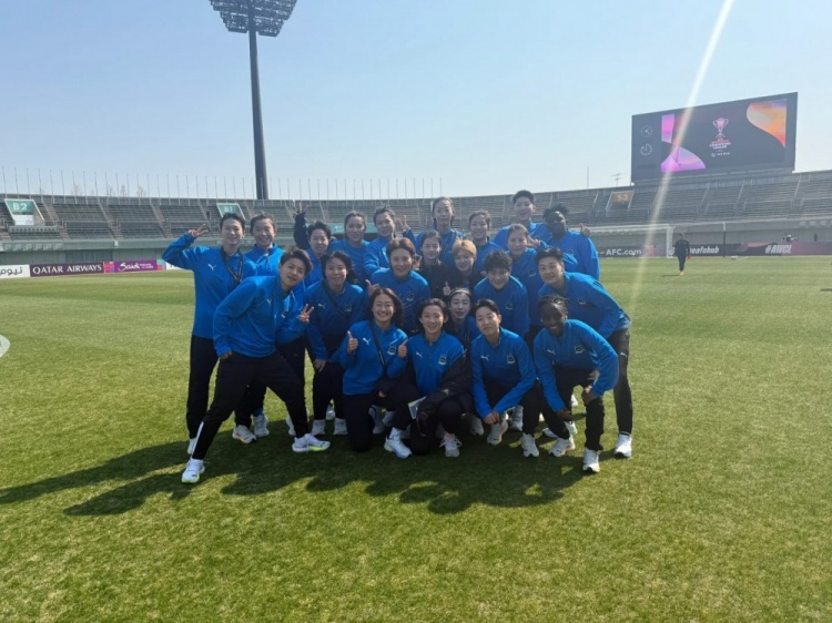 王霜社媒慶祝晉級：朝著我們的目標奮進，在更多的賽場上綻放