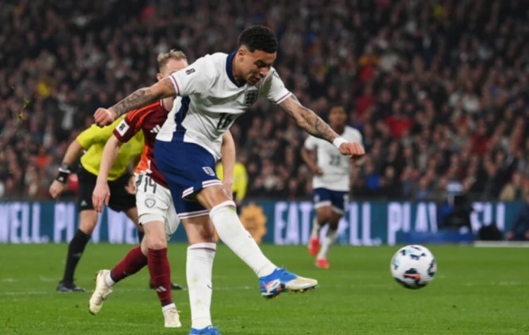 摩根-羅杰斯：對(duì)我今天沒(méi)能進(jìn)球有點(diǎn)失望，圖赫爾人很隨和