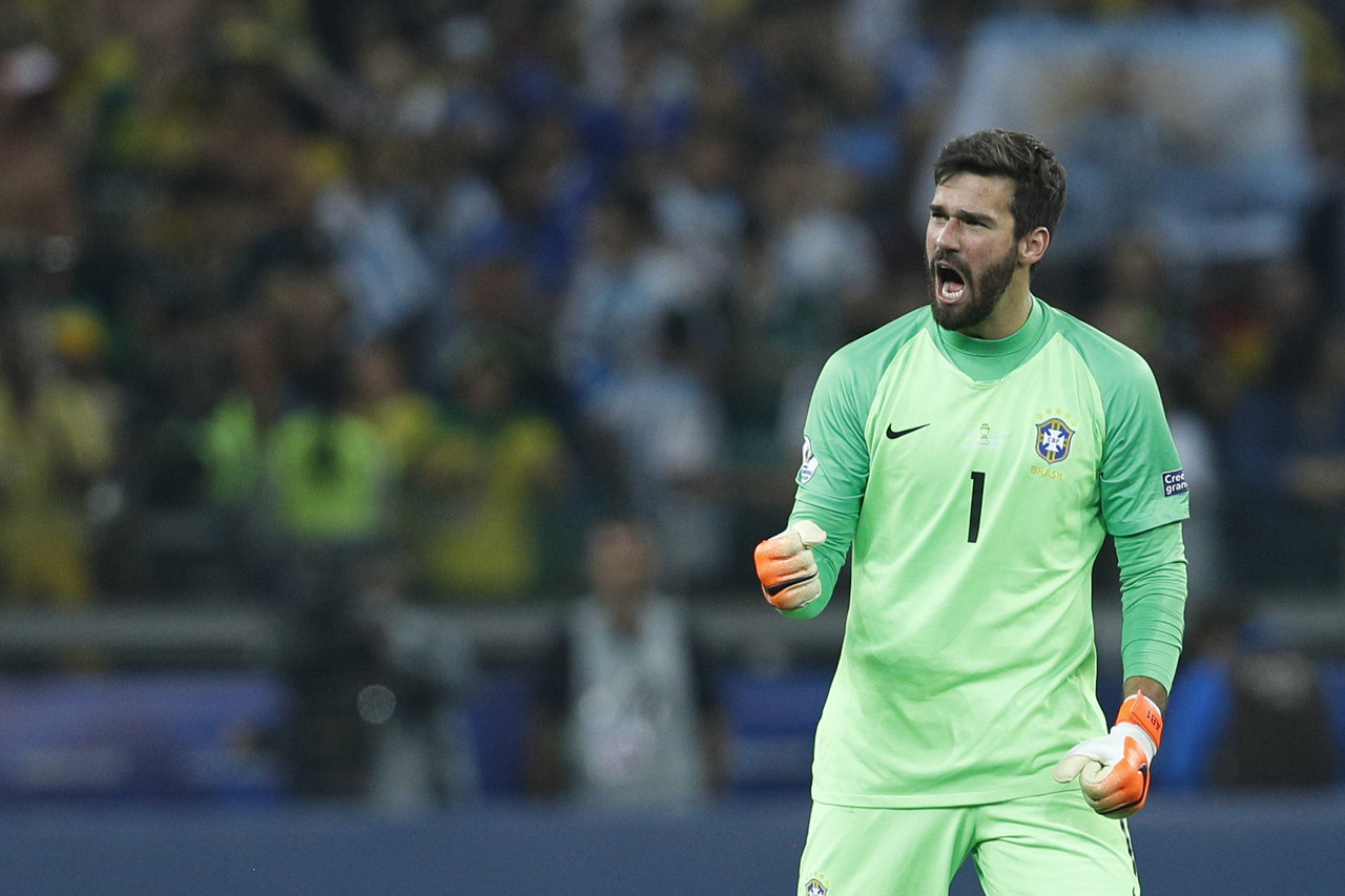 利物浦官方：阿利森離開(kāi)巴西國(guó)家隊(duì)返回俱樂(lè)部，他將接受隊(duì)醫(yī)檢查