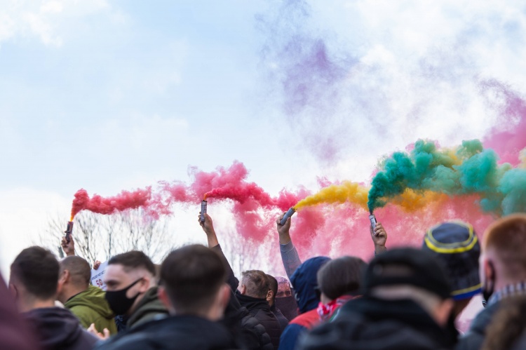 記者：對(duì)陣阿森納之前，曼聯(lián)球迷將針對(duì)格雷澤家族展開(kāi)抗議活動(dòng)