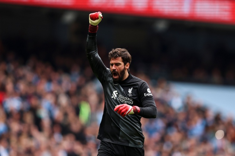 9次撲救助球隊零封取勝，官方：阿利森當選本輪歐冠最佳球員