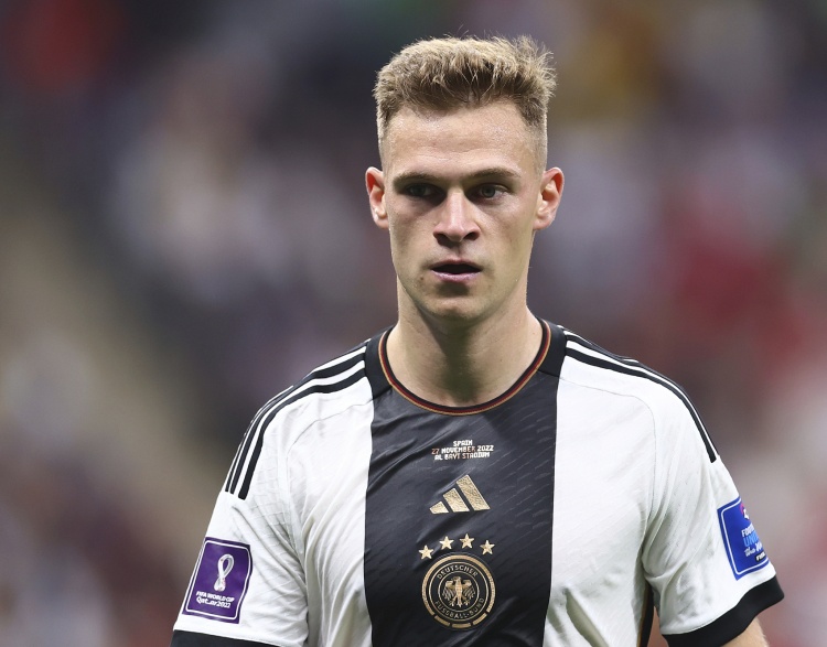 圖片報(bào)：德國(guó)隊(duì)周二晚在意菜餐廳團(tuán)建且席間供應(yīng)啤酒，納帥未參加