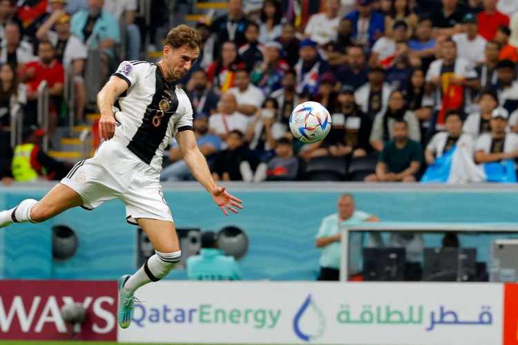 圖片報：格雷茨卡預(yù)計將首發(fā)出戰(zhàn)意大利，斯蒂勒與他搭檔中場