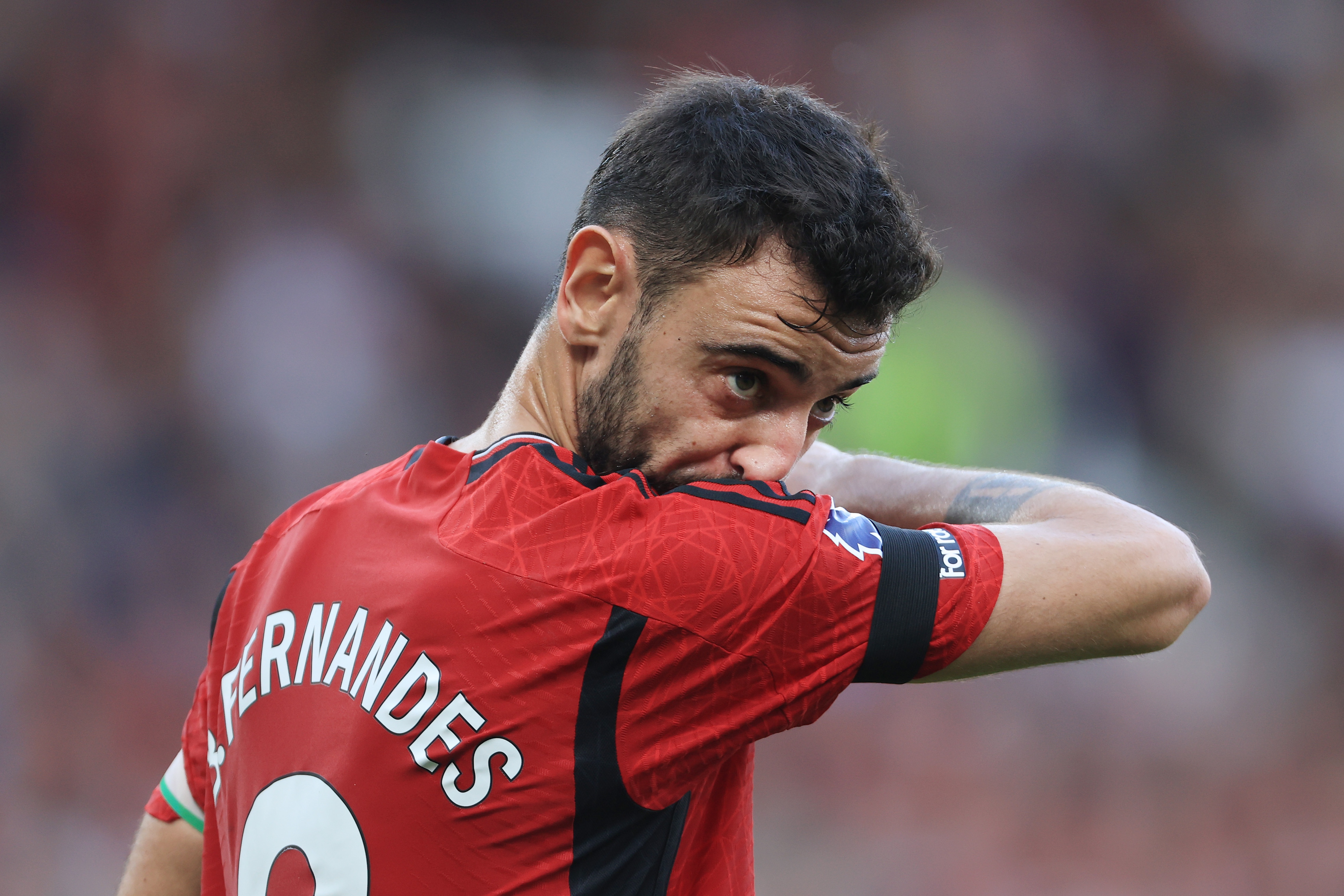 記者列曼聯(lián)30+球員合同：埃文斯&埃里克森今夏到期，B費到2027年