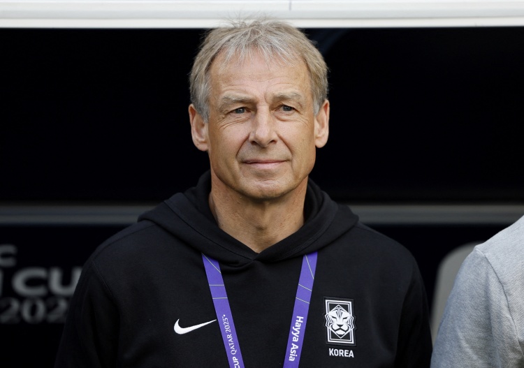 足球報：歐洲名宿在亞洲執(zhí)教接二連三拉胯 提醒國足選帥少走彎路