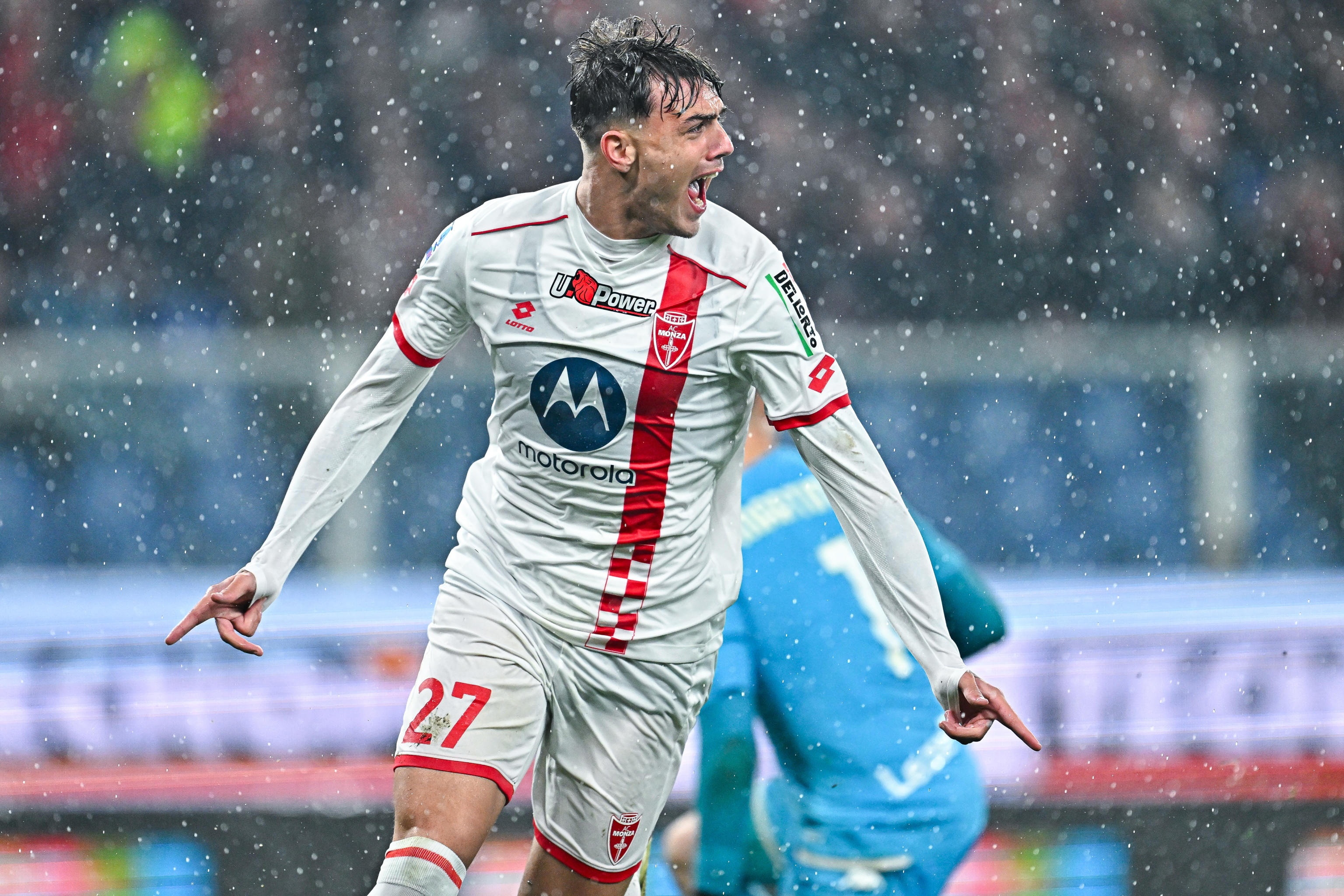 22年178天后，馬爾蒂尼家族再次有人為意大利首發(fā)出戰(zhàn)比賽