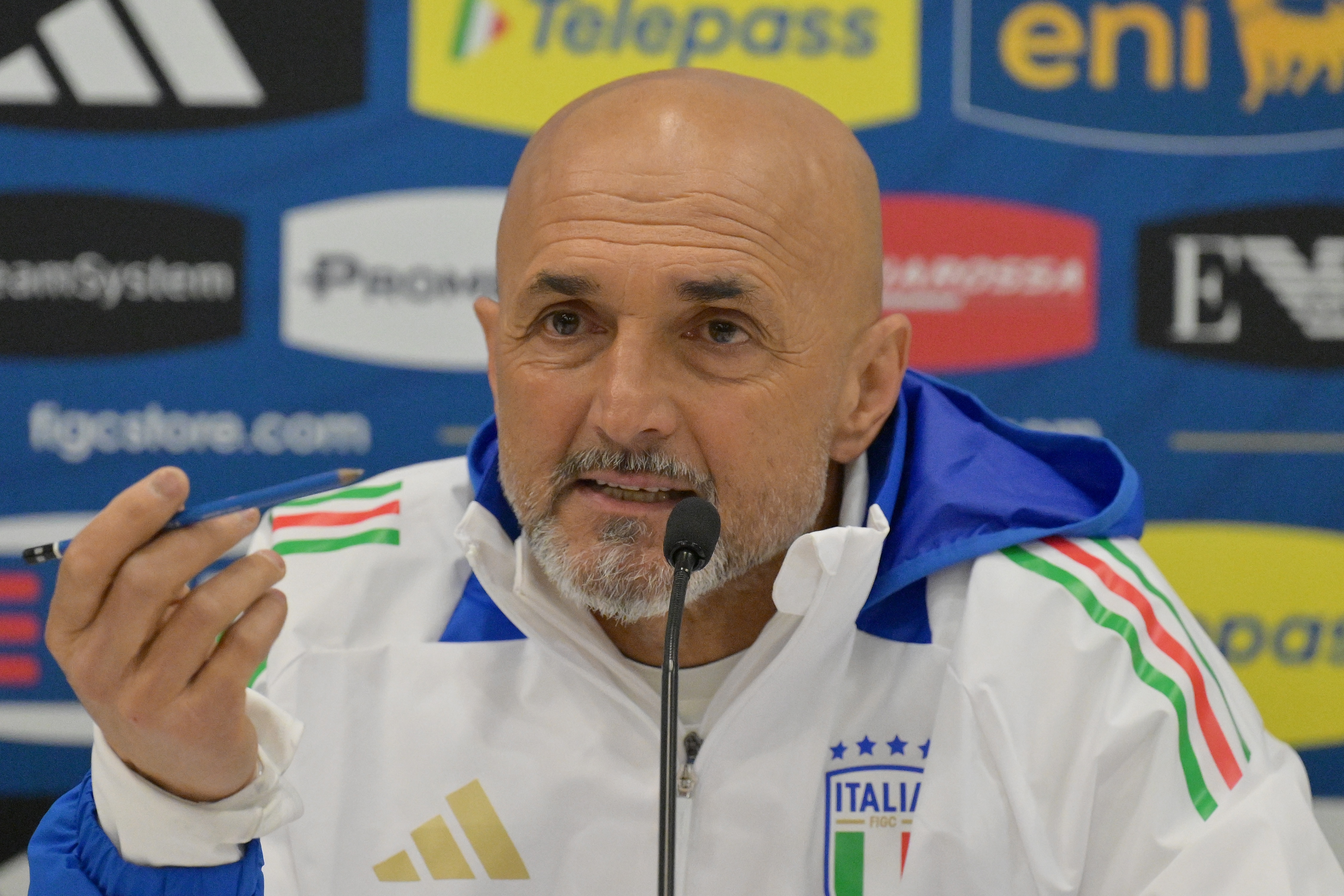 斯帕萊蒂：小基耶薩出場時間太少，我還關(guān)注弗拉泰西&佩萊格里尼