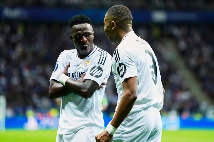 塞爾電臺(tái)：姆巴佩與維尼修斯關(guān)系并不算太好，兩人之間缺乏默契