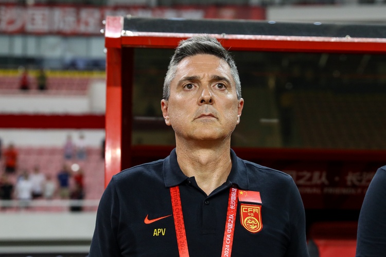 招入多位U20球員！安東尼奧：對(duì)他們要有耐心，會(huì)看到新的希望