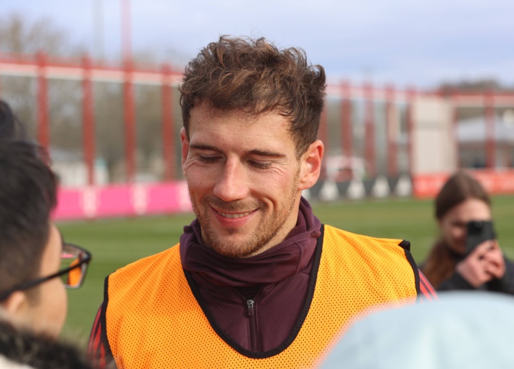 不賣了？弗羅因德：格雷茨卡抓住機(jī)會(huì)證明了自己，未來(lái)拭目以待