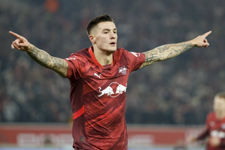 法爾克：阿森納在塞斯科爭奪中處于領(lǐng)先，或面臨英超多隊(duì)競爭