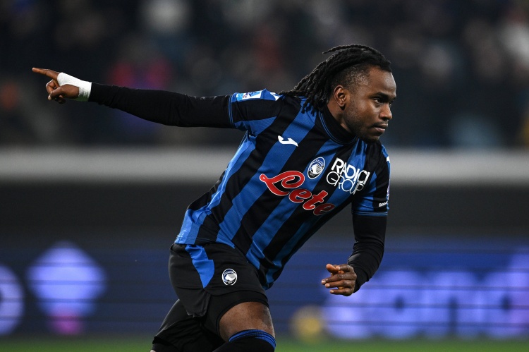 記者：盧克曼的轉(zhuǎn)會仍在計劃中，已經(jīng)有球隊詢問&幕后正進(jìn)行對話