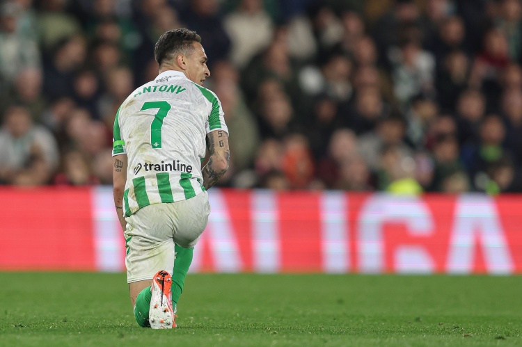 ?將戰(zhàn)皇馬！官方：安東尼紅牌上訴成功，可出戰(zhàn)下輪西甲對(duì)陣皇馬