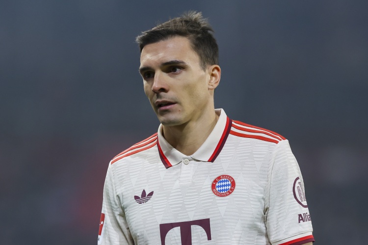 法爾克：拜仁希望出售中場，帕利尼亞是候選&格雷羅也被允許離開