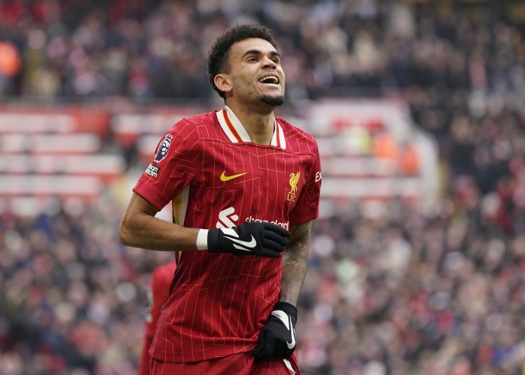 郵報(bào)：紅軍今夏重點(diǎn)是補(bǔ)強(qiáng)鋒線，而迪亞斯被巴薩視為尼科的備選者