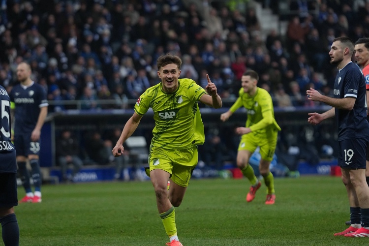 值得期待！比紹夫賽季32場(chǎng)5球4助&已踢過(guò)6個(gè)位置 下賽季加盟拜仁