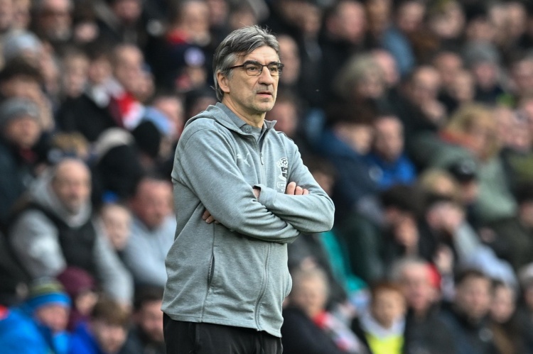 副班長對陣領(lǐng)頭羊！尤里奇：挑戰(zhàn)利物浦絕非不可能，我們拭目以待