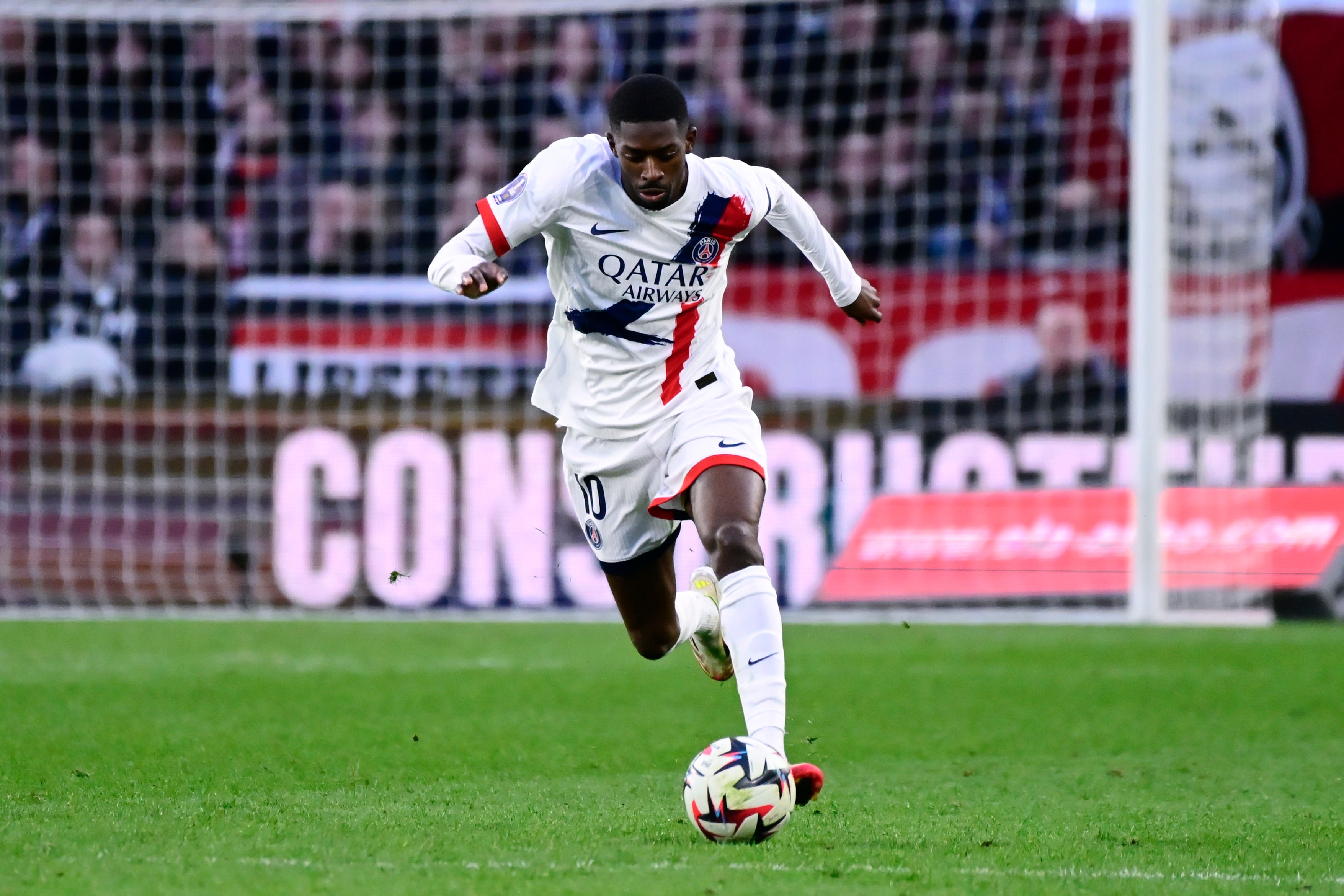 本賽季歐冠，只有里爾和巴黎圣日耳曼在安菲爾德對陣?yán)锲謺r進(jìn)球